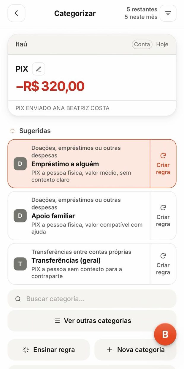 Tela do Bruno mostrando três categorias sugeridas, cada uma com o motivo escrito embaixo